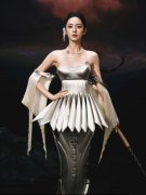 时尚表现力更是跃升了一个新的高度