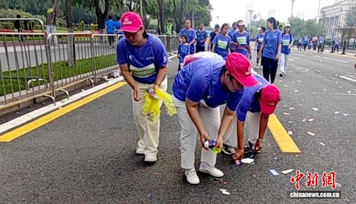 千人参与环保同行：哈尔滨爱心妈妈环保家庭跑