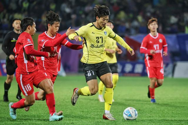 山东泰安队1-0力克湖南永州夺CMG群众足球赛冠军