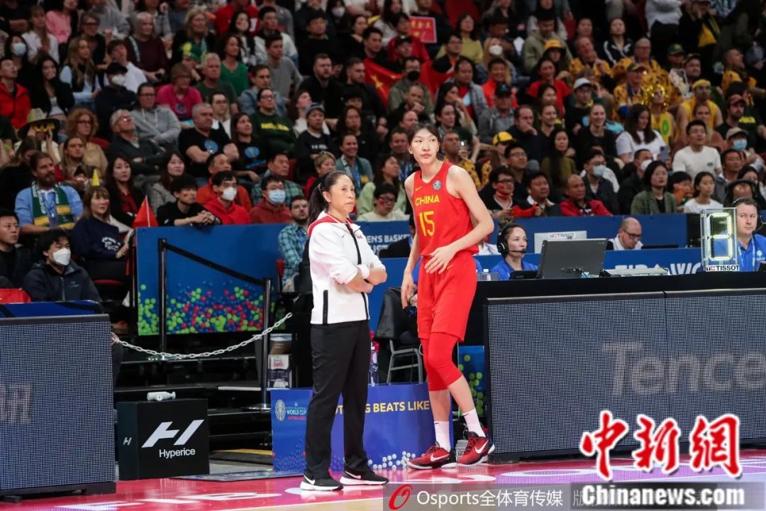 跨世纪传承与拼搏精神引领：中国女篮在世界杯